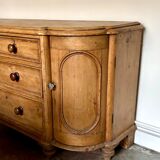 English half-moon sideboard, 2 doors and 4 drawers in light wood, 1930.