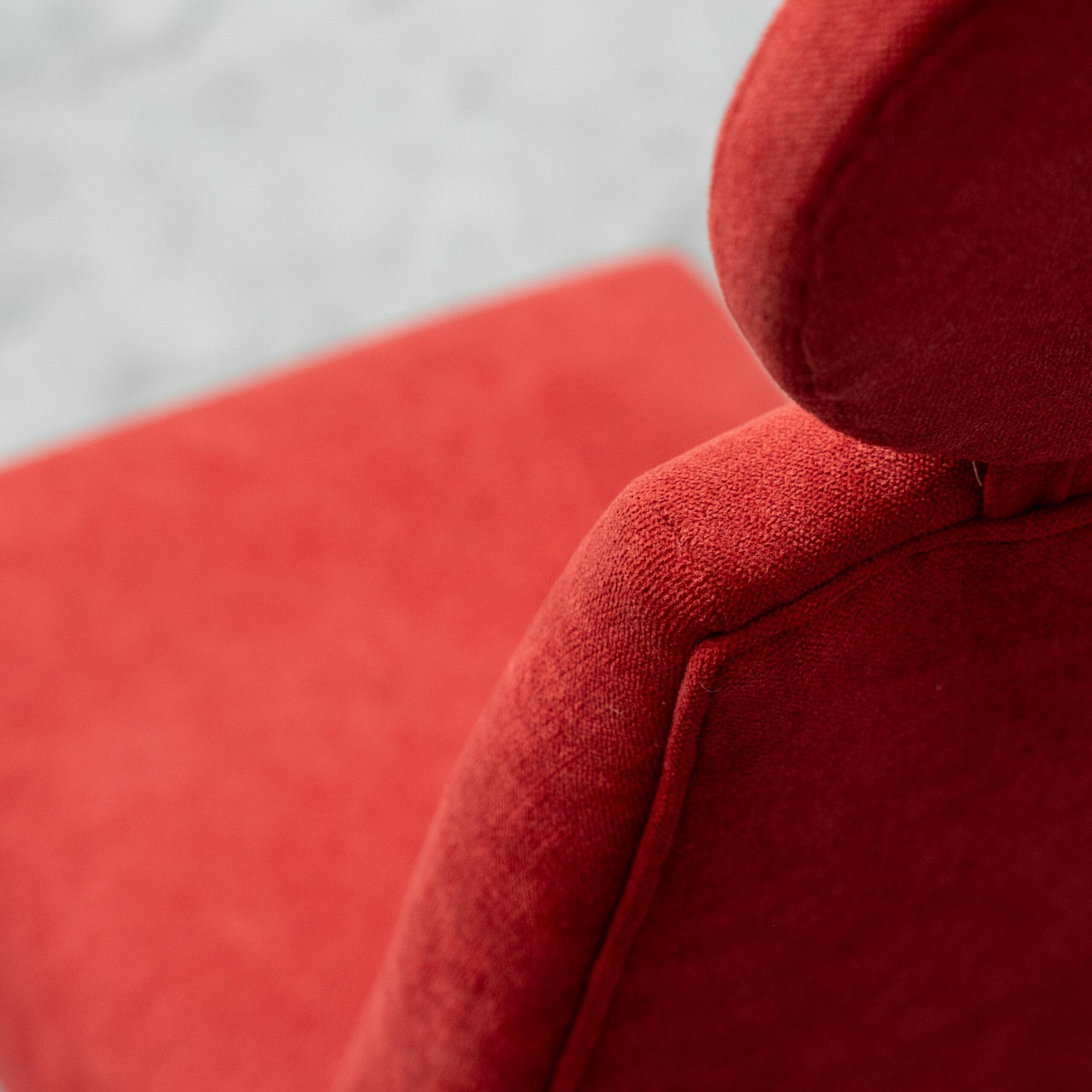 Vintage high-back chair in red fabric, 1960s design