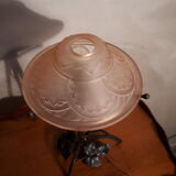 Lampe fer forge ancien abat-jour en verre moule 1920