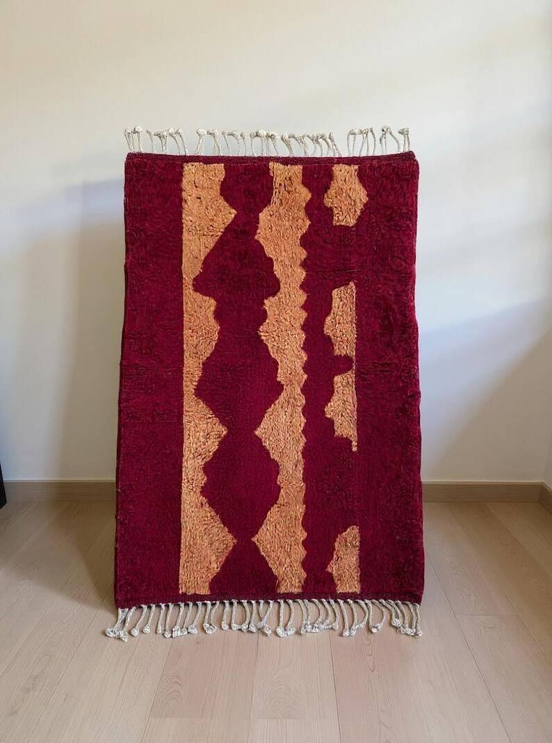 Traditional handmade Berber carpet 250cmx150cm