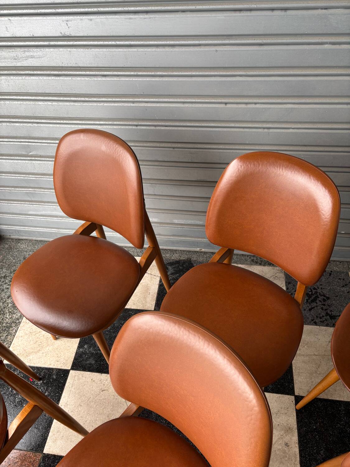 Series of 8 Pegase chairs by Baumann