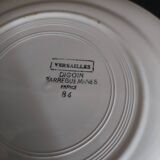 Flat plate in Digoin Sarreguemines iron earthenware with Versailles decor