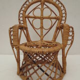 Fauteuil de poupée  en osier clair