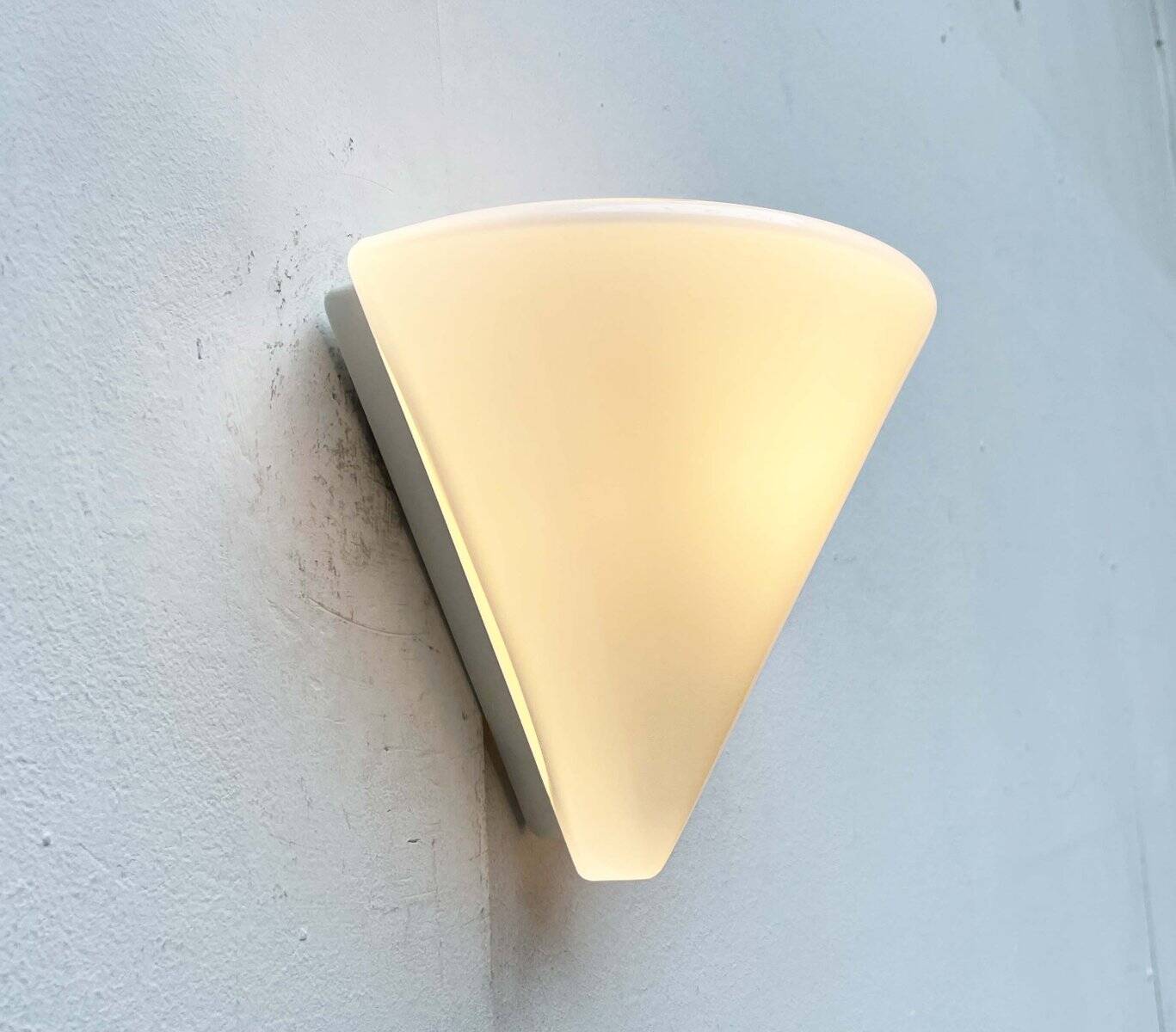 Wall lamp in glass from the Postmodern T+L Royal Typ L 133 series by Keuco, 1980s.