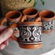 Tasses en terre cuite