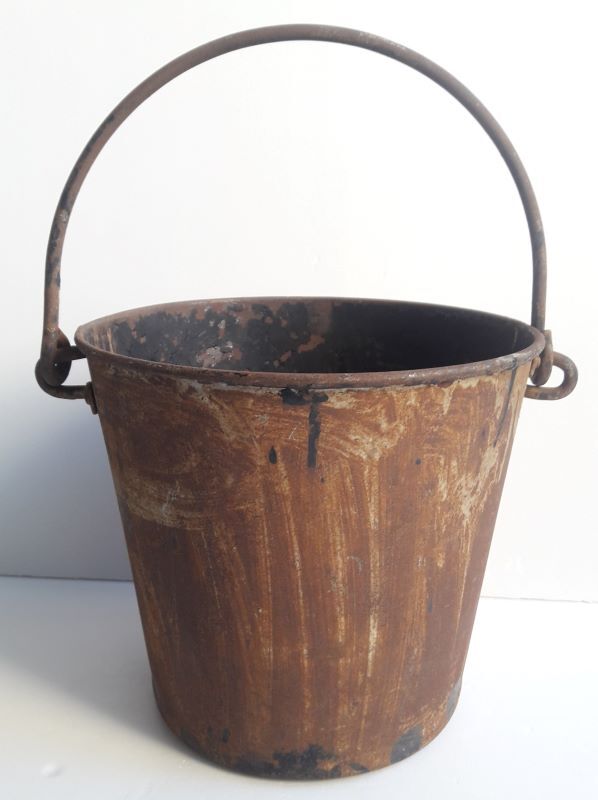 Seau en fer artisan
