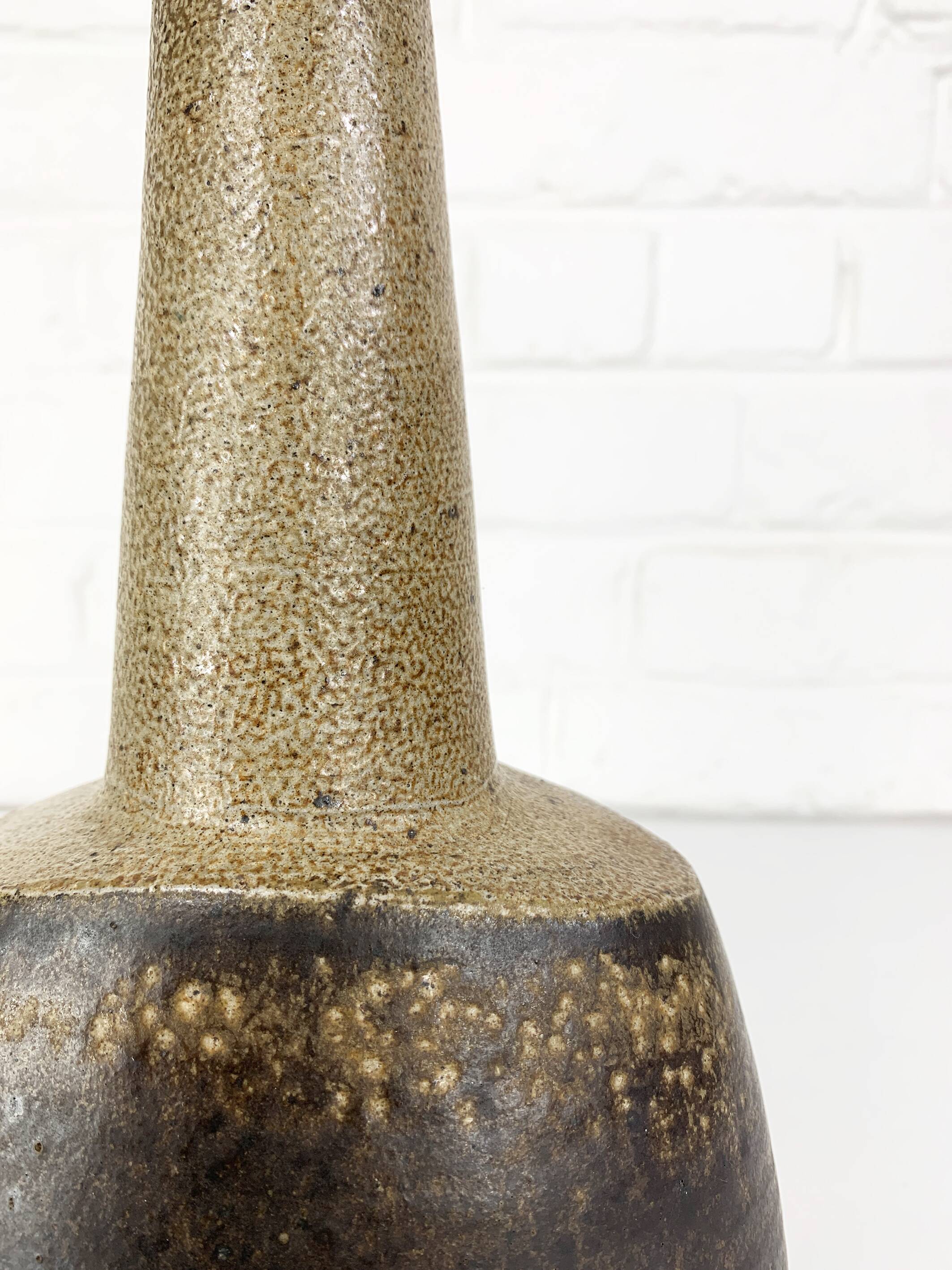 Oval ceramic table lamp, Nils Kähler for HAK, Denmark, 1970