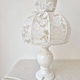 Bedside lamp with alabaster base and lace shade - Vintage