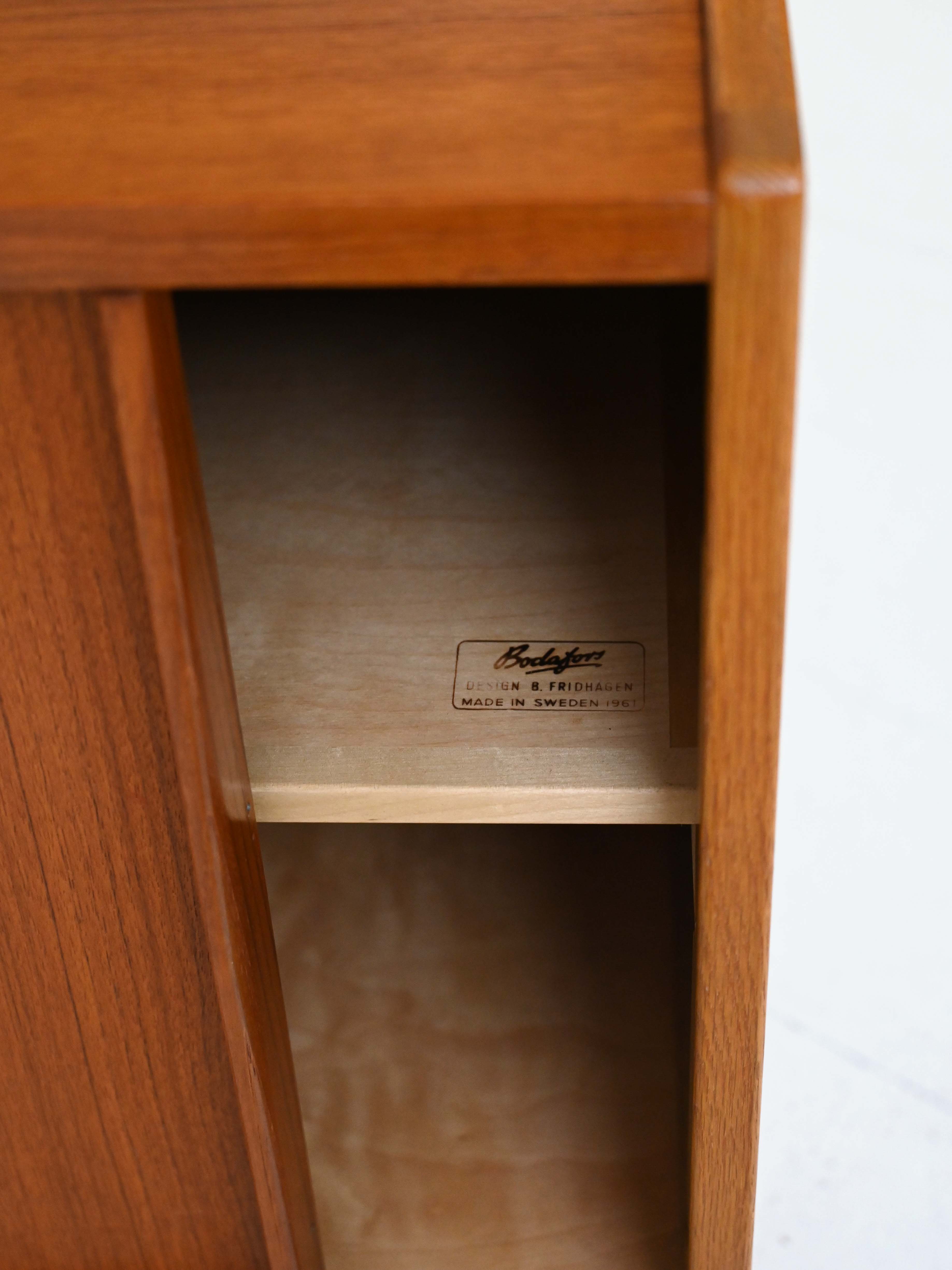 Sideboard-library cabinet with sliding doors