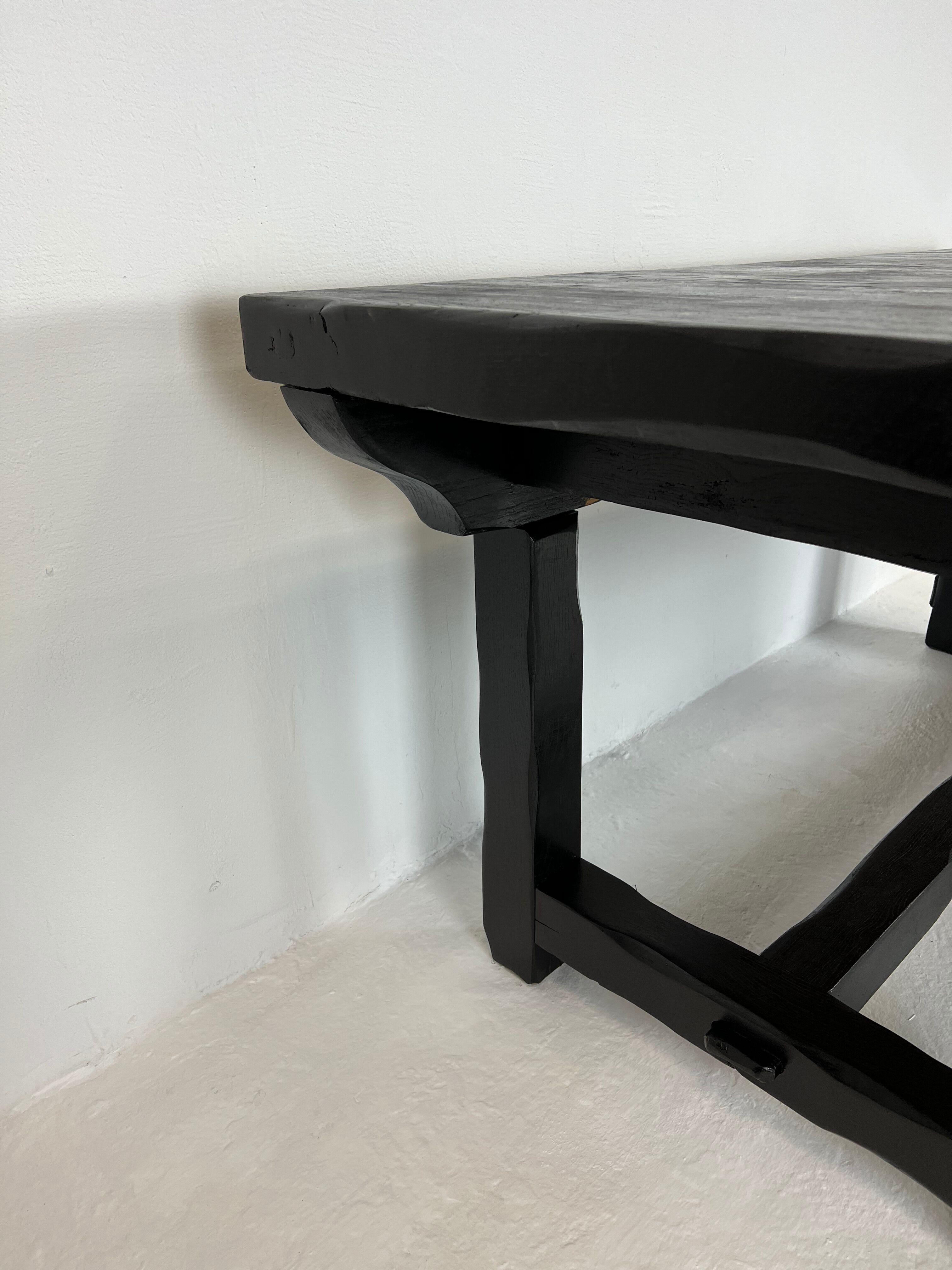 Brutalist elm table Wabi-sabi spirit and its 2 benches