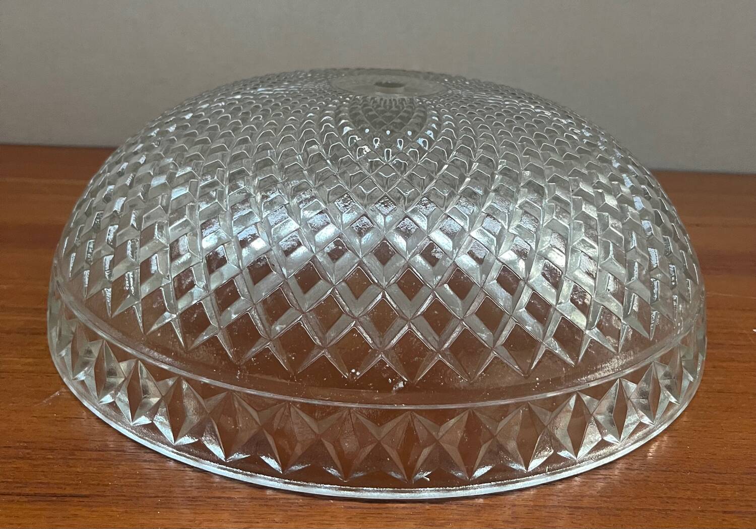 Pair of chiseled glass suspension ceiling lights