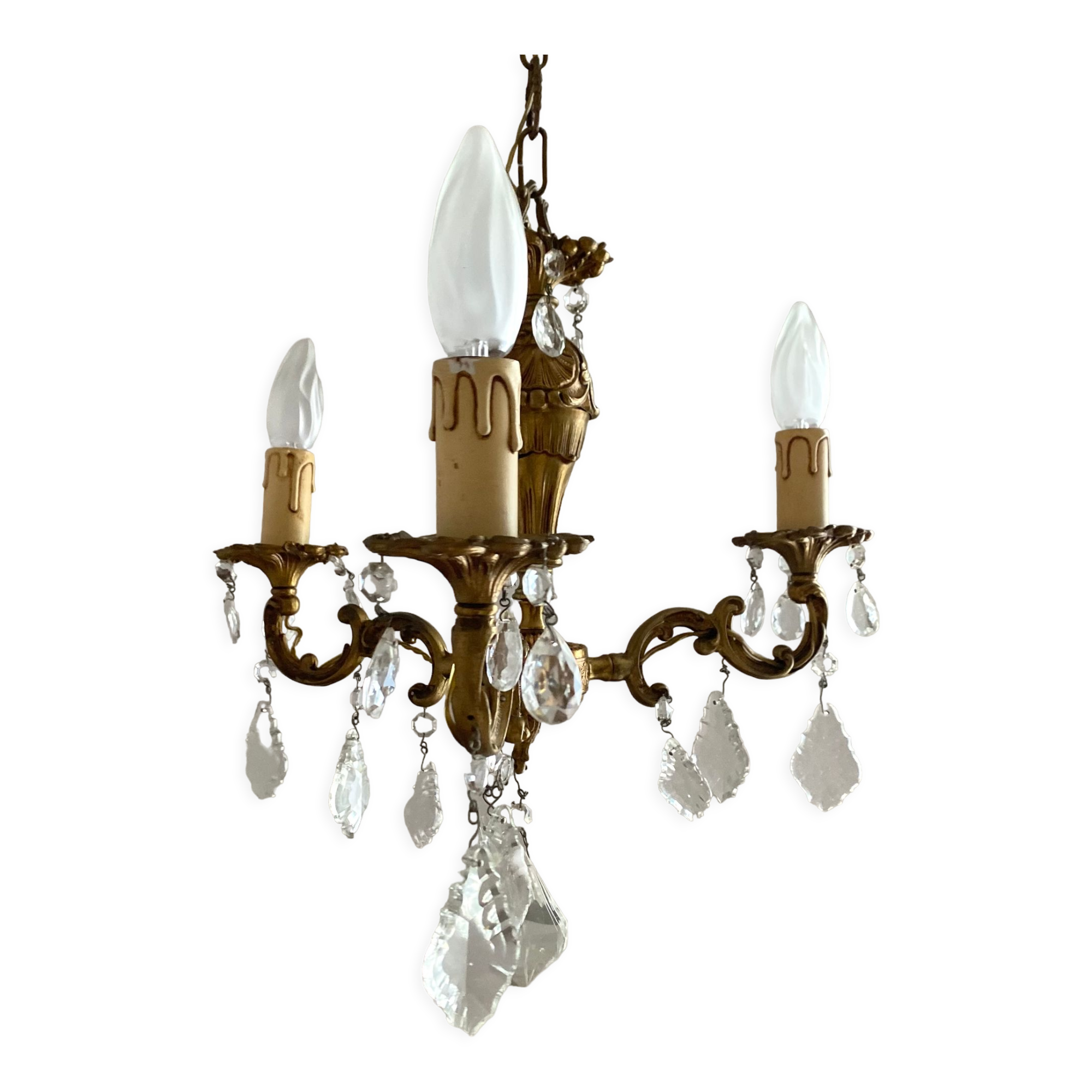 Chandelier with tassels and brass