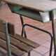 Bureau d'écolier en chêne et métal style industriel