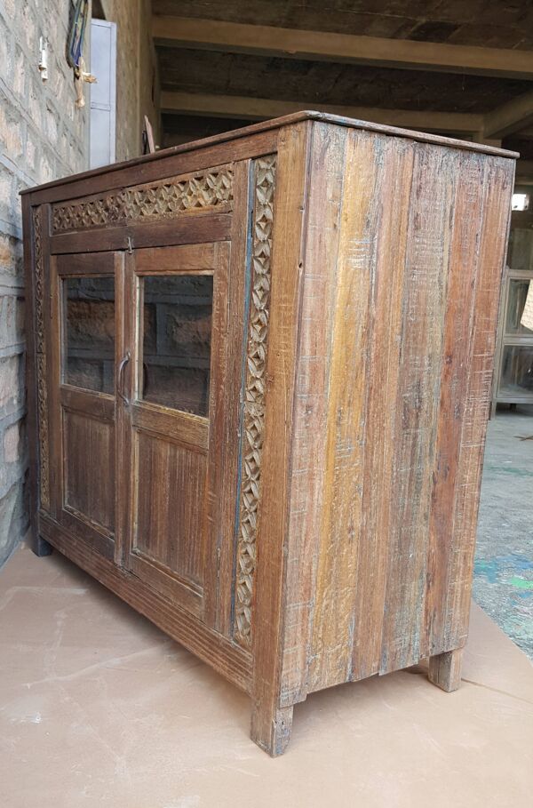 Ancien buffet tribal en teck birman