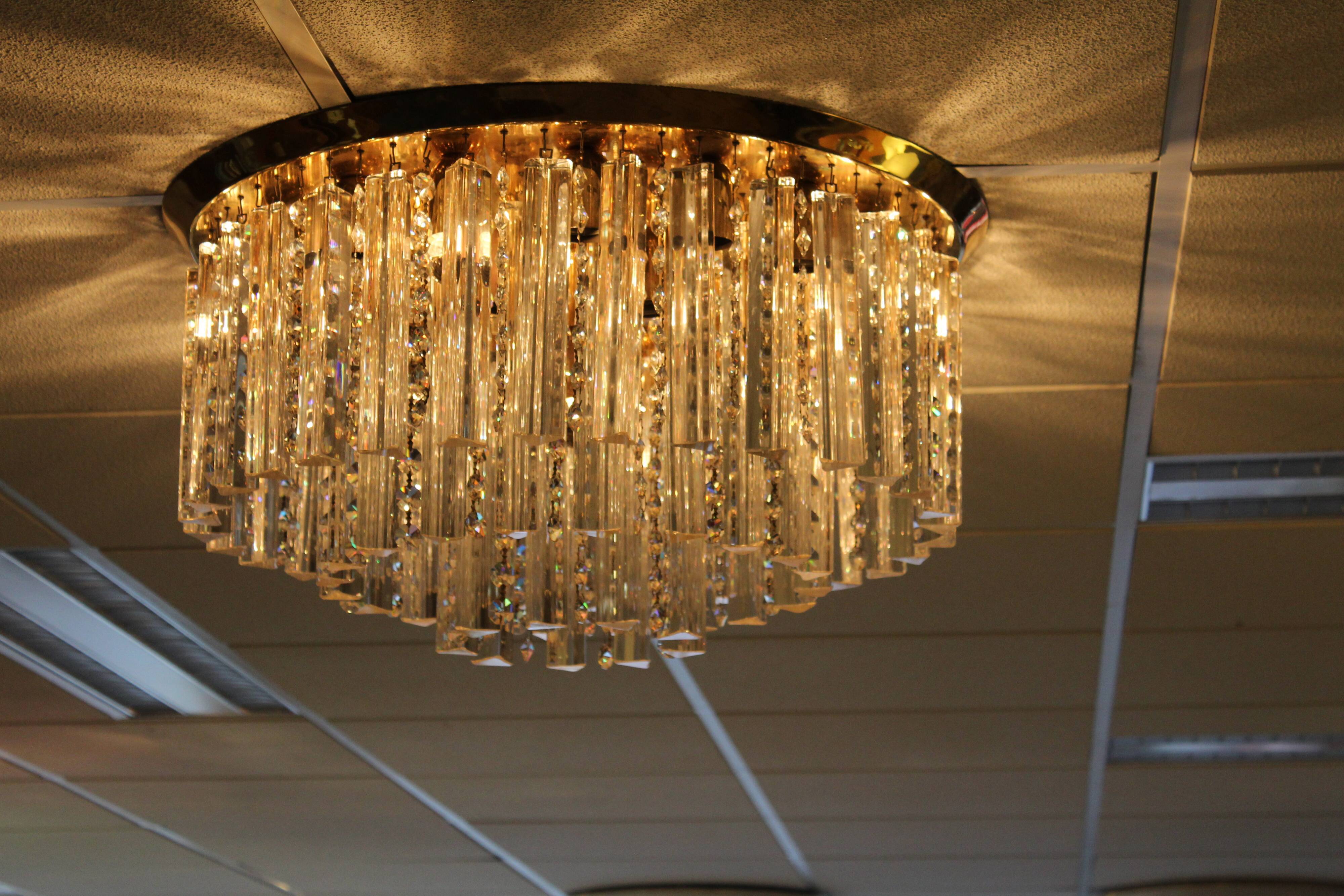 J.T. Kalmar Plaffoniere avec cristaux de verre de Murano, Autriche 1960