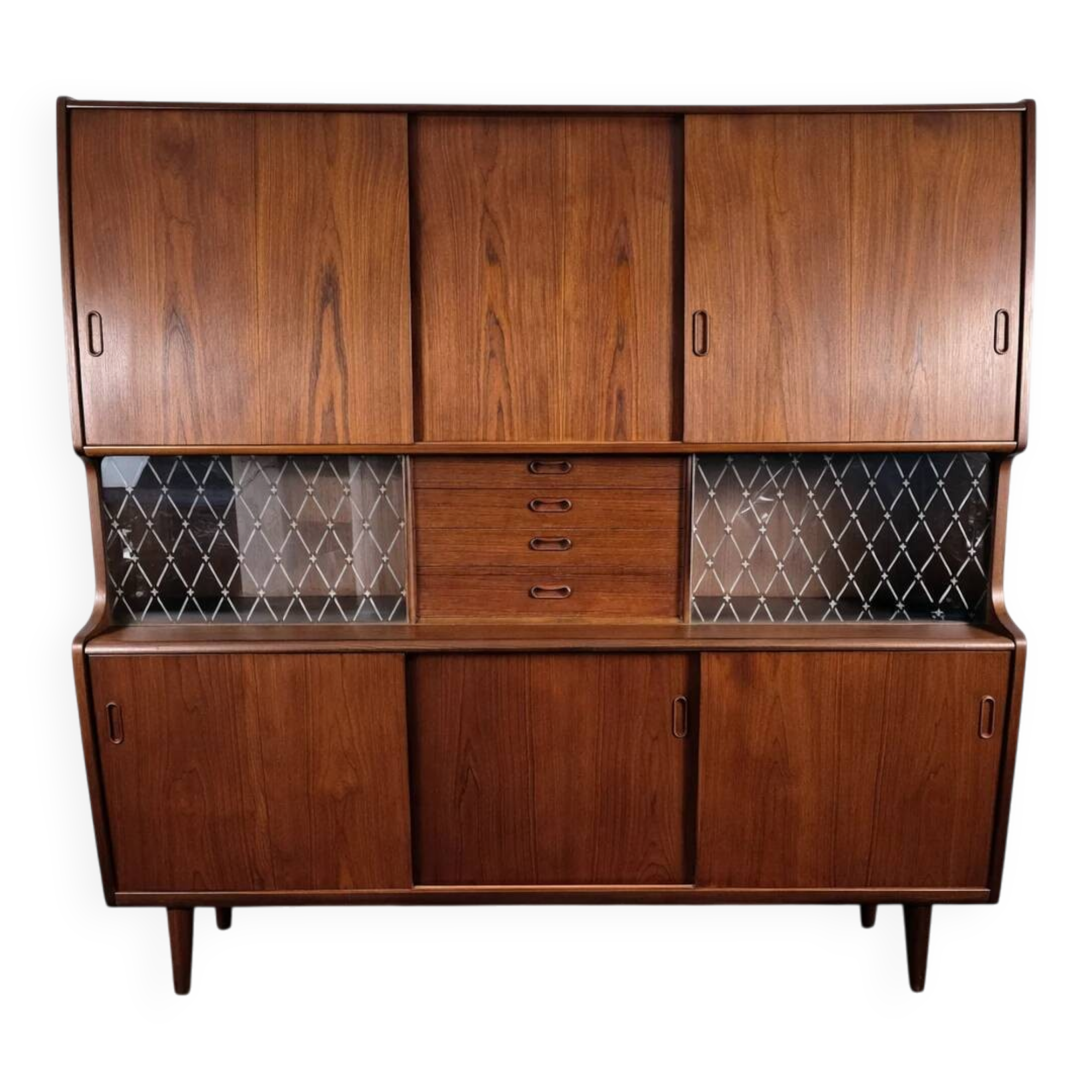 Double enfilade bar in teak by Poul M. Jessen for PMJ Viby, Denmark, 1950.