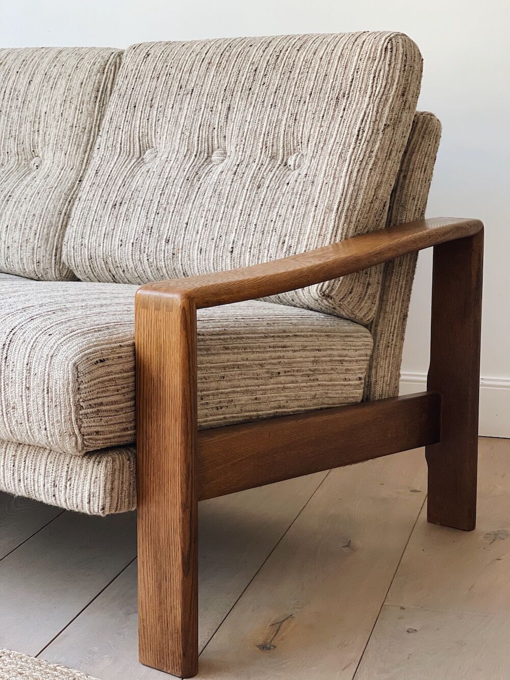 Vintage sofa "3 places"