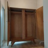 Armoire pieds compas