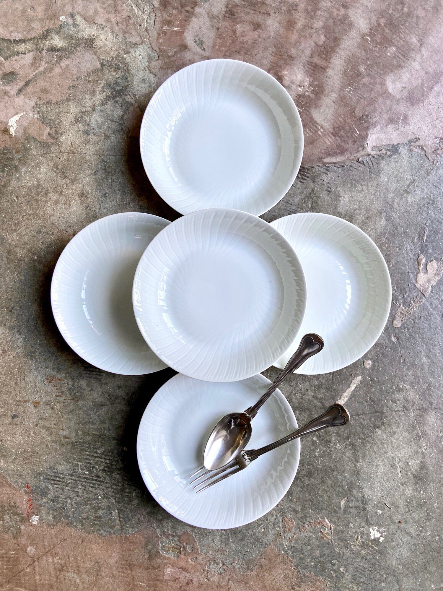 Lot de 5 assiettes creuses en porcelaine de Limoges