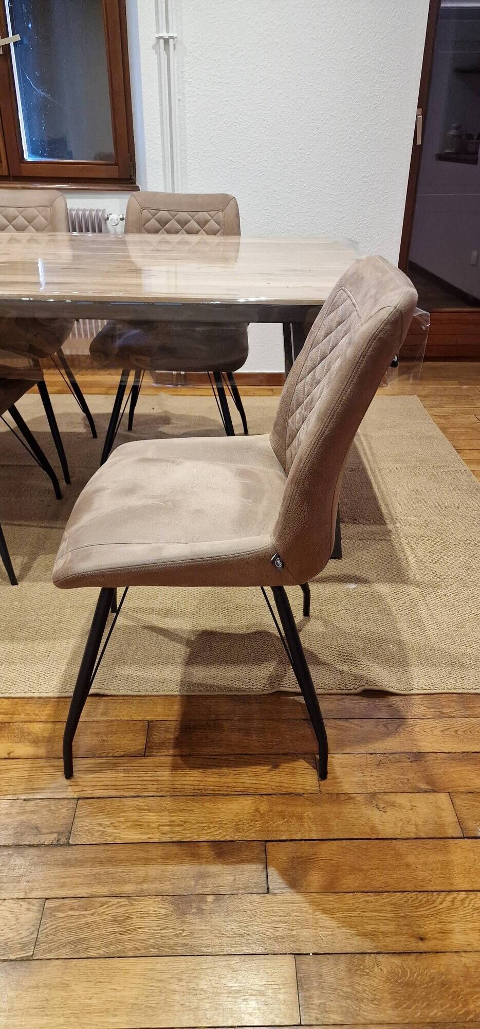 Table and Chair H&H