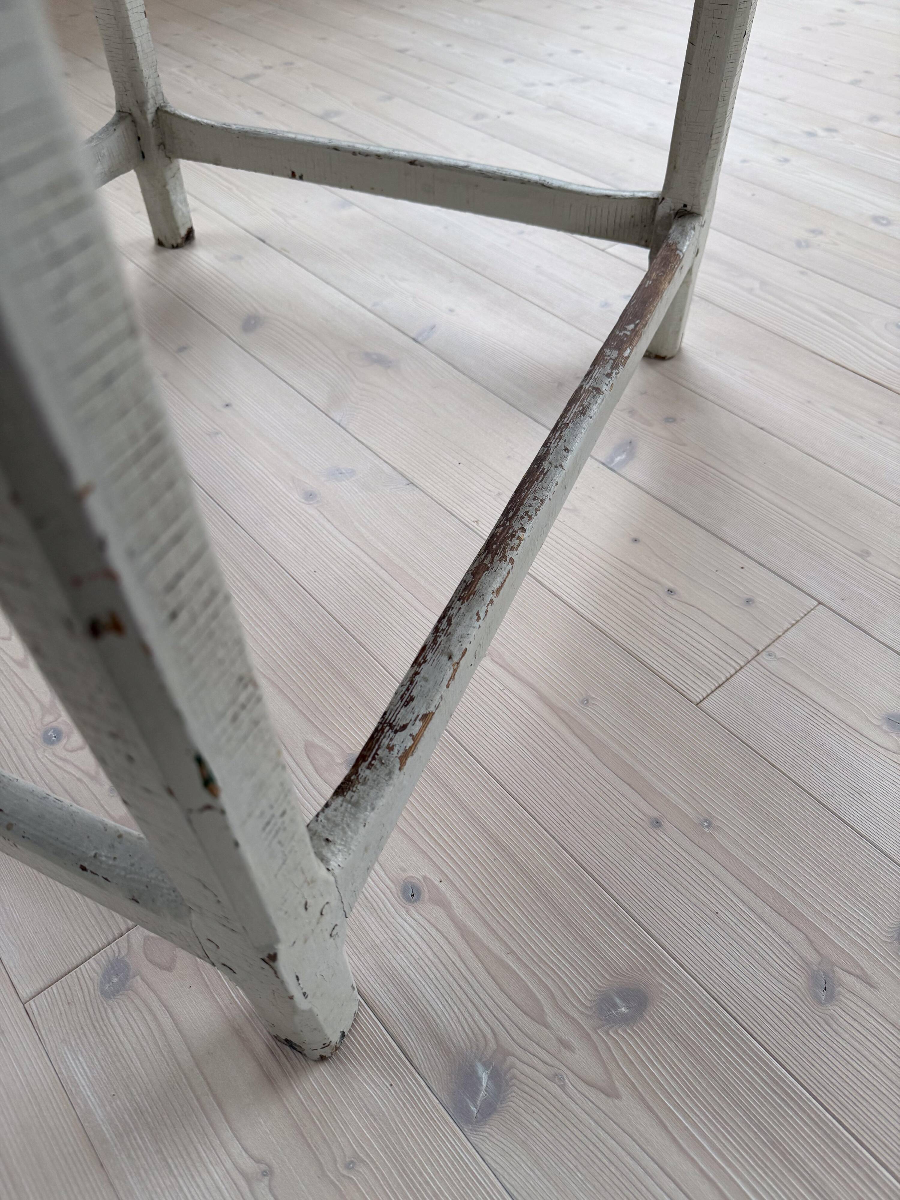 19th-century primitive Swedish side table in folk art.