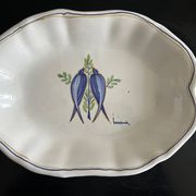 vintage plate in earthenware with birds