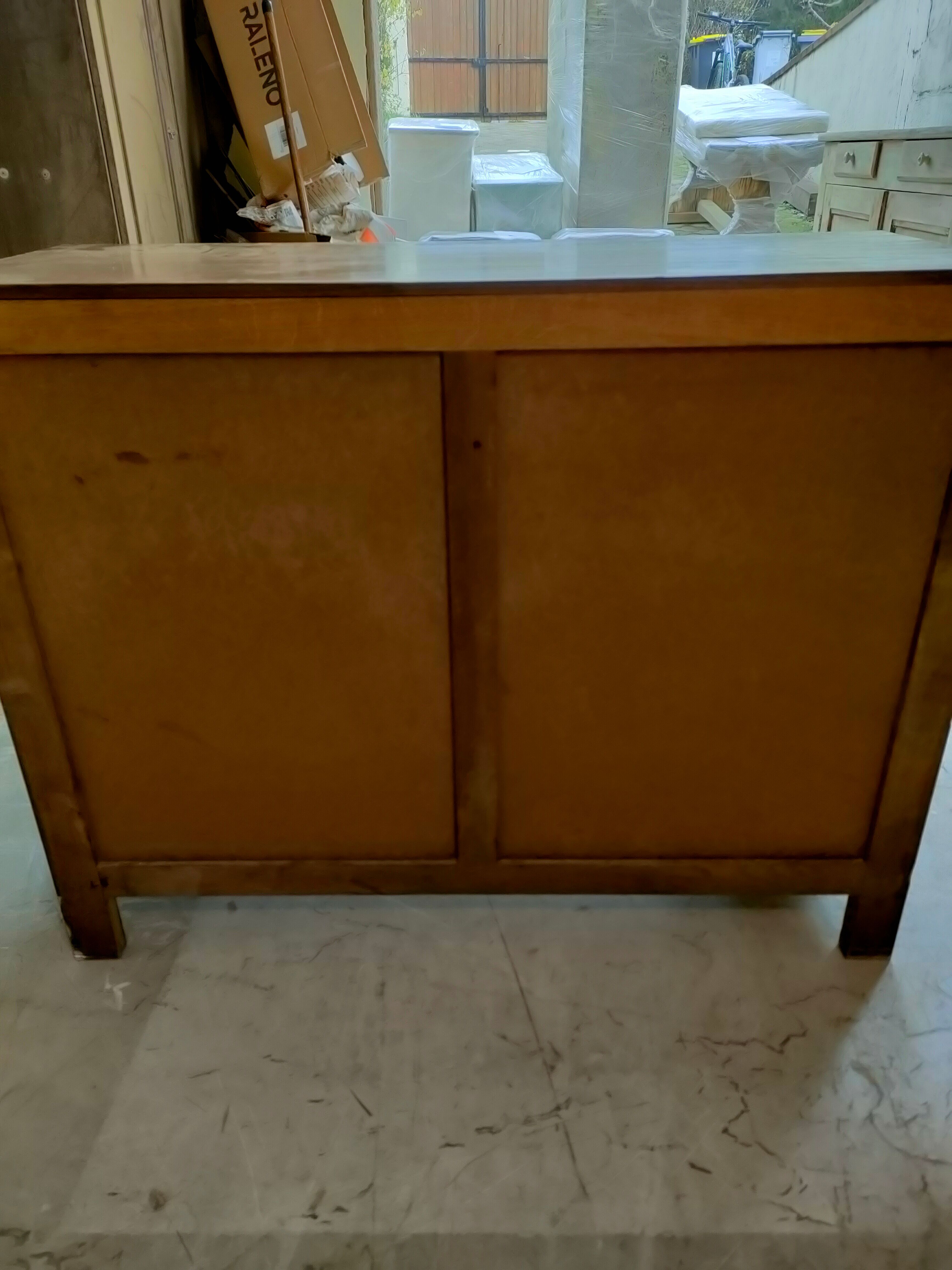 Art deco chest of drawers