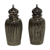 Pair of salt shakers sprinkler sprinkler solid silver period 18th century