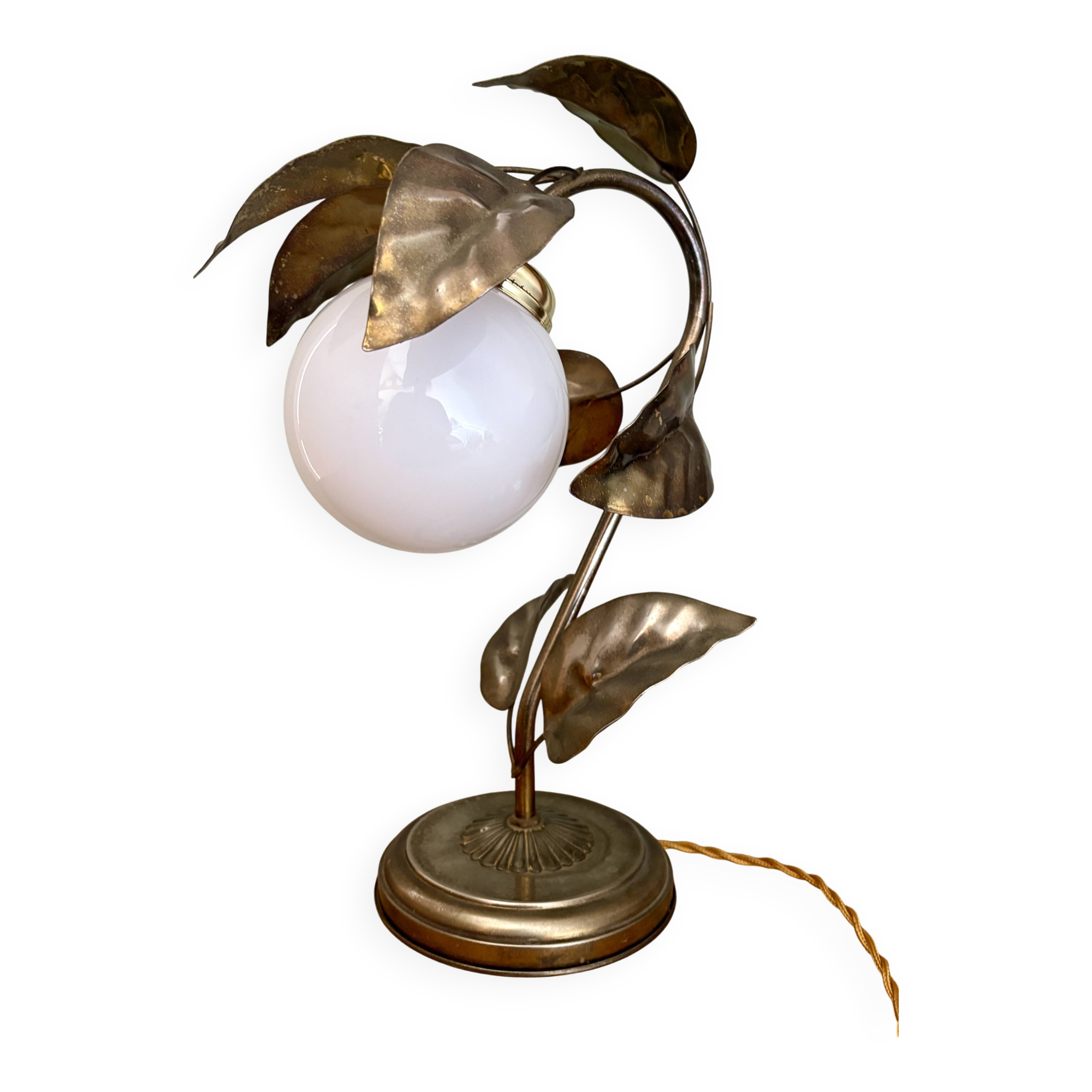 Vintage lamp with leaves in gilded brass and white opaline globe