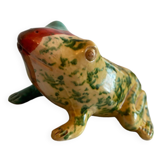Frog in artisanal pottery, Morocco