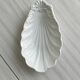 Coupelle en porcelaine blanche