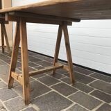 Winegrower's farm table