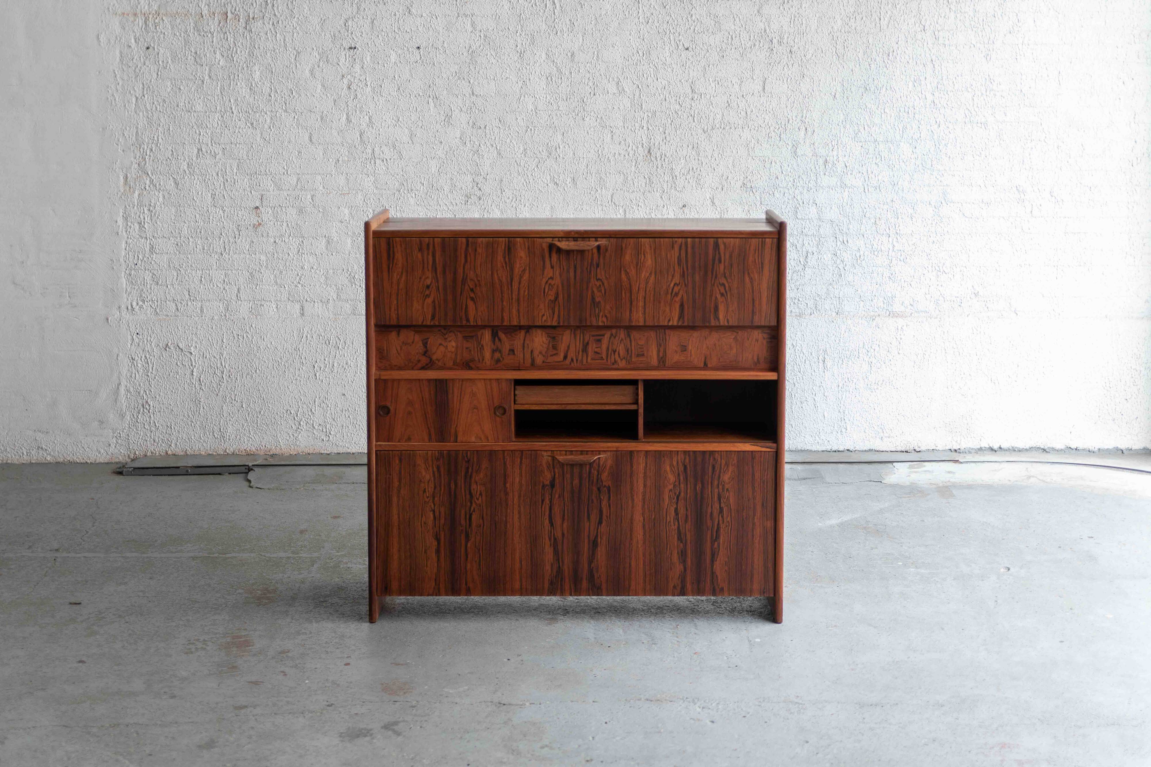 Dry Bar by Johannes Andersen