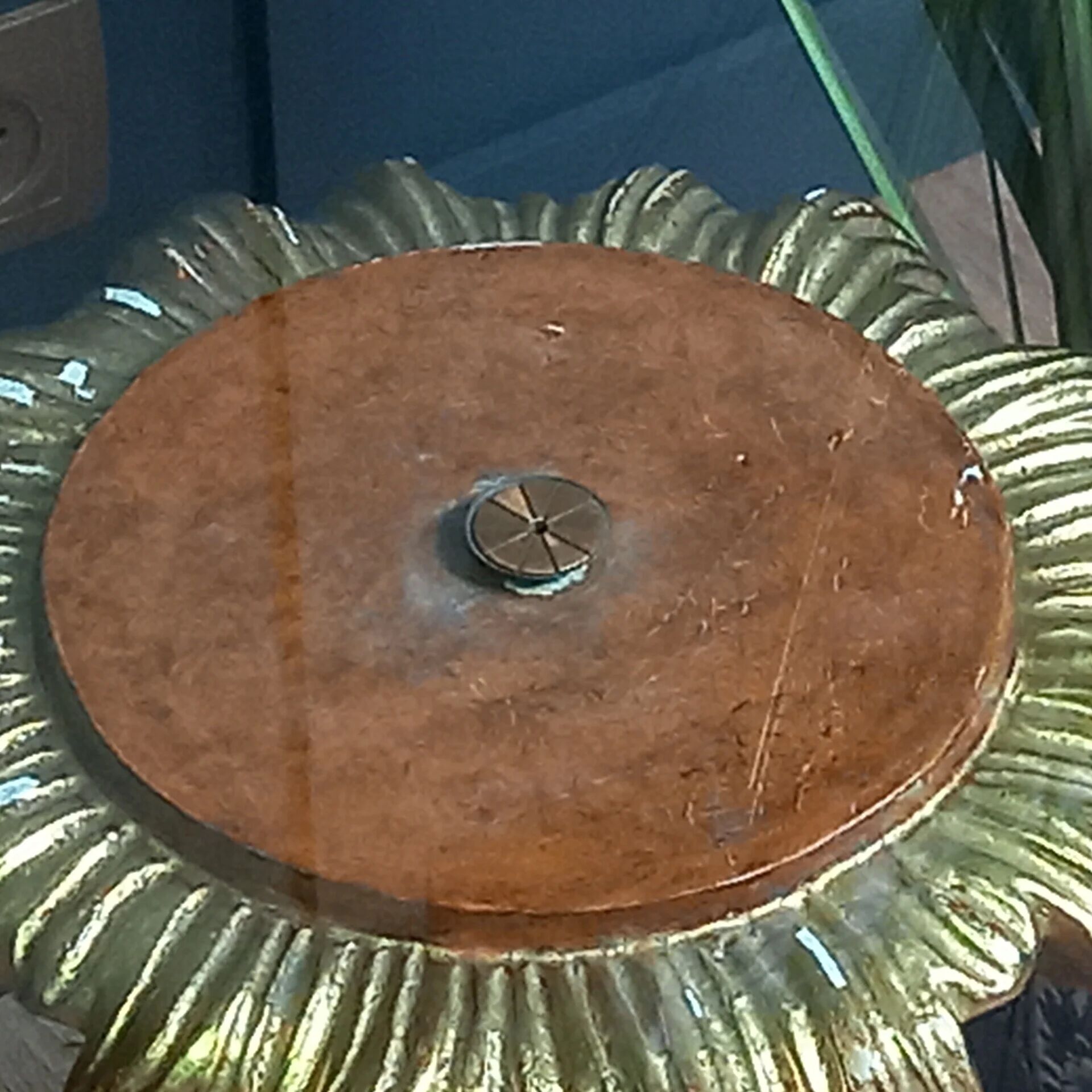 Table d'appoint de style Régence Par pièce