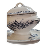 Terre de fer gravy boat