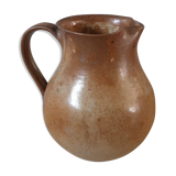 Sandstone pitcher