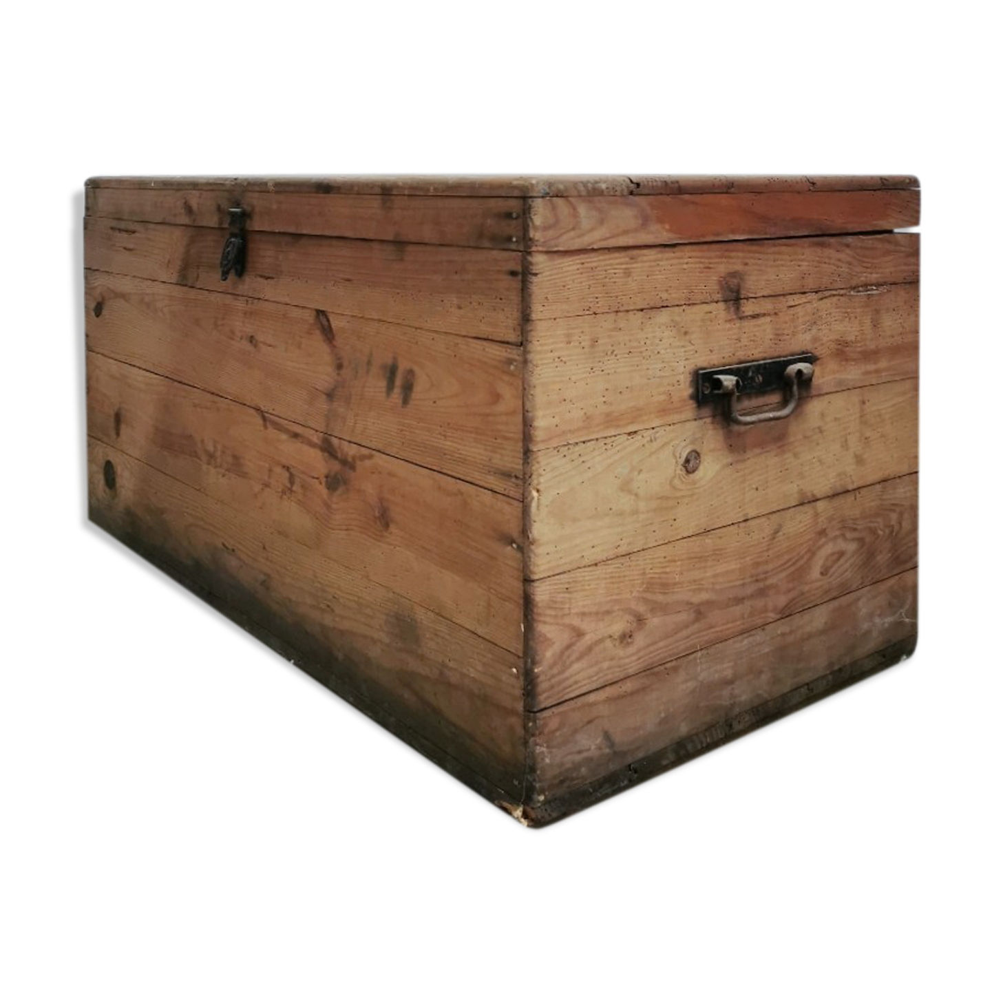 Wooden trunk