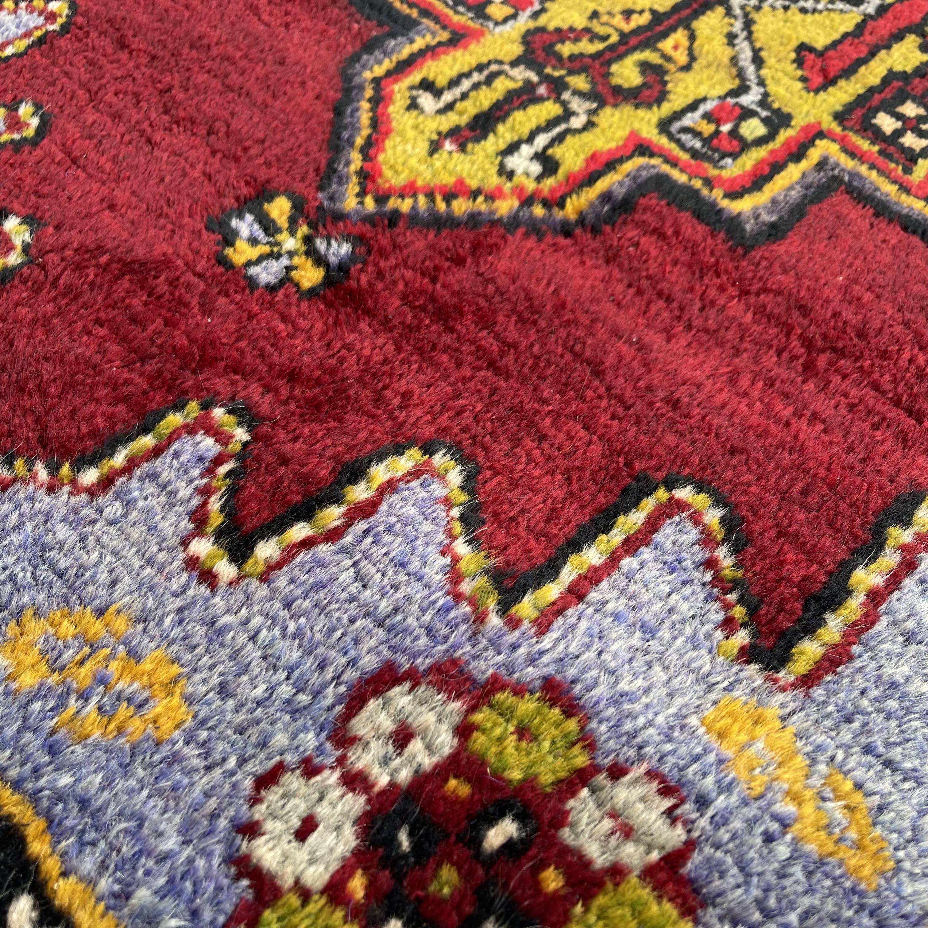 Vintage Turkish Anatolian rug, 100 x 61 cm