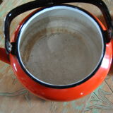 Orange enamelled kettle 60s/70s