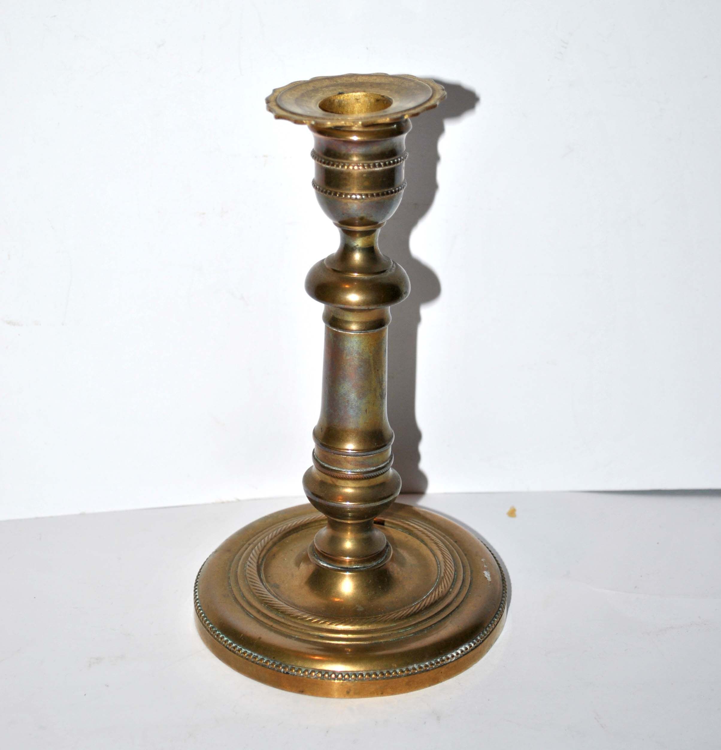 Old candlestick candleholder in gilded bronze, torch with pearl frieze 18cm