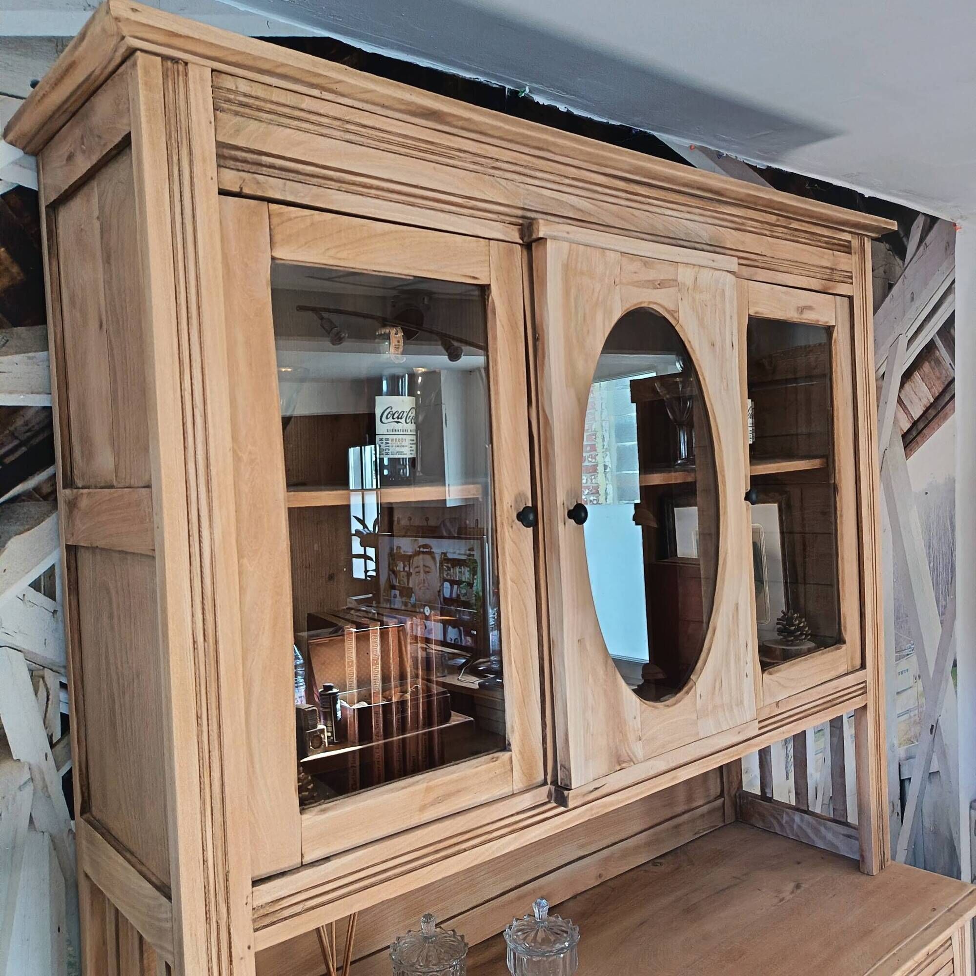Country-style sideboard