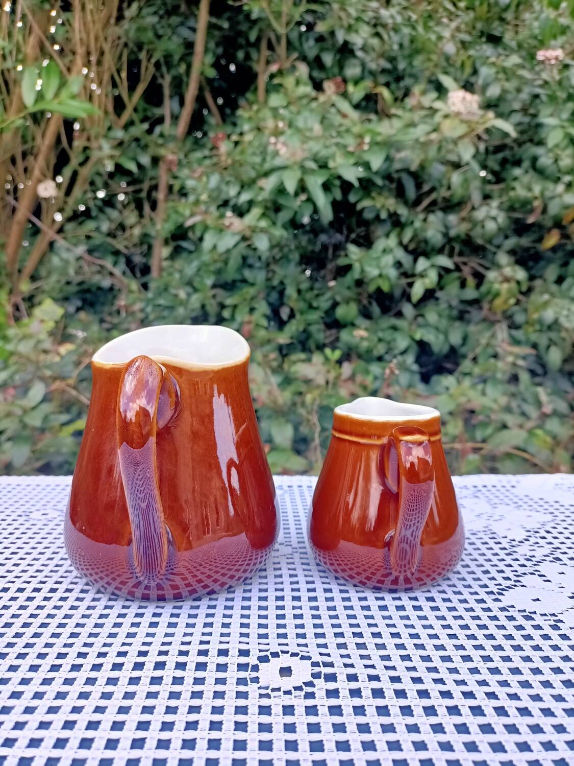 Retro ceramic milk jugs 💐