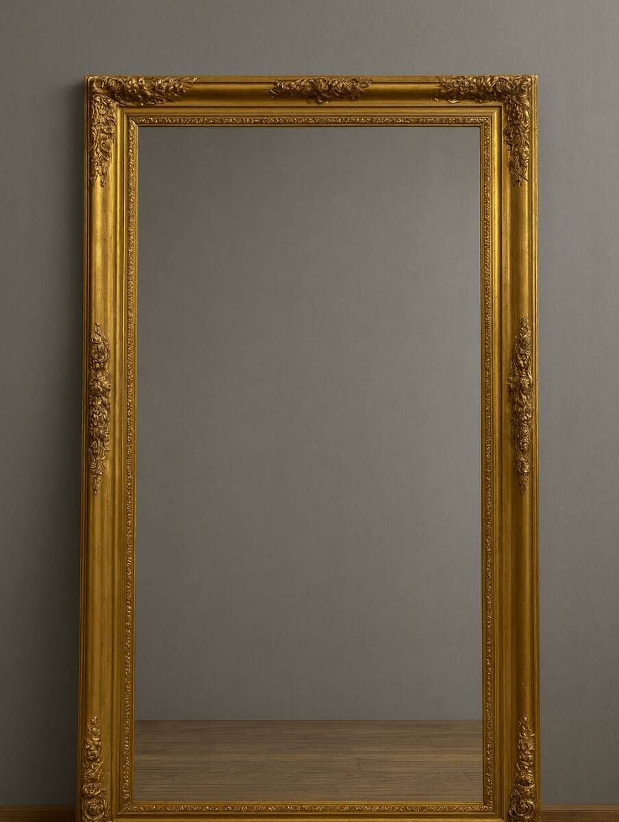 Empire period mirror in wood and gilded stucco circa 1810-1820