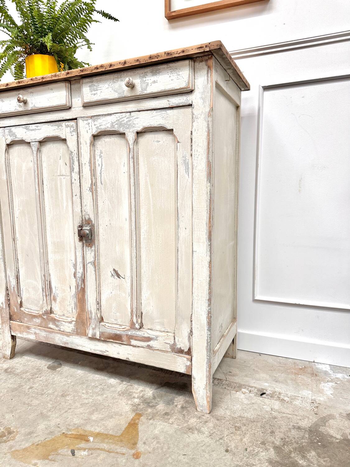Buffet parisien vintage