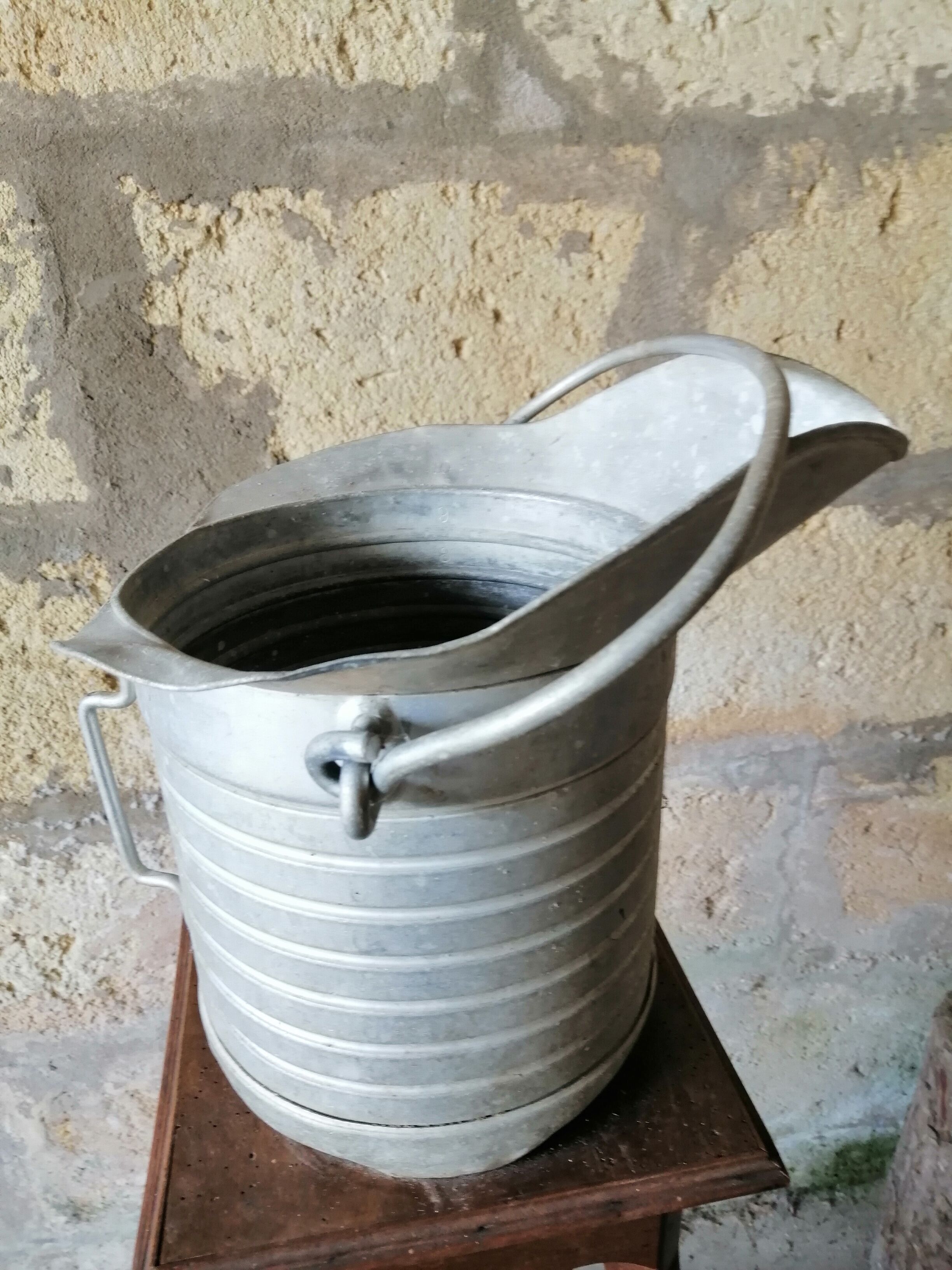 Aluminum decalitre bucket 10 liters