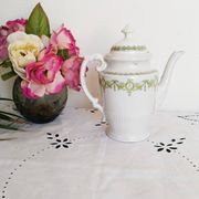 Cafetière en porcelaine anglaise  , vert et or , antique , vintage