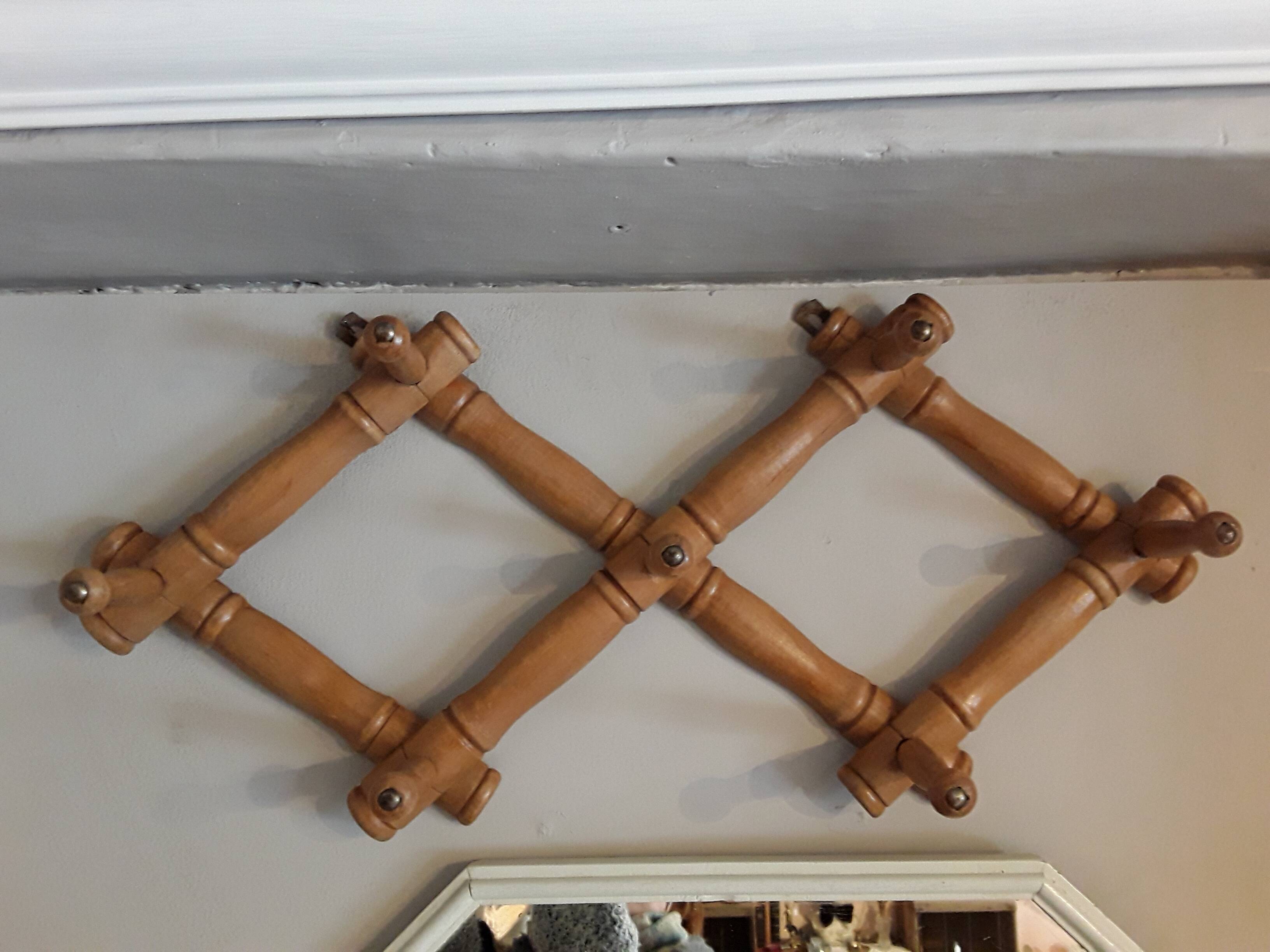 Porte manteaux accordéon