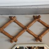 Accordion coat rack