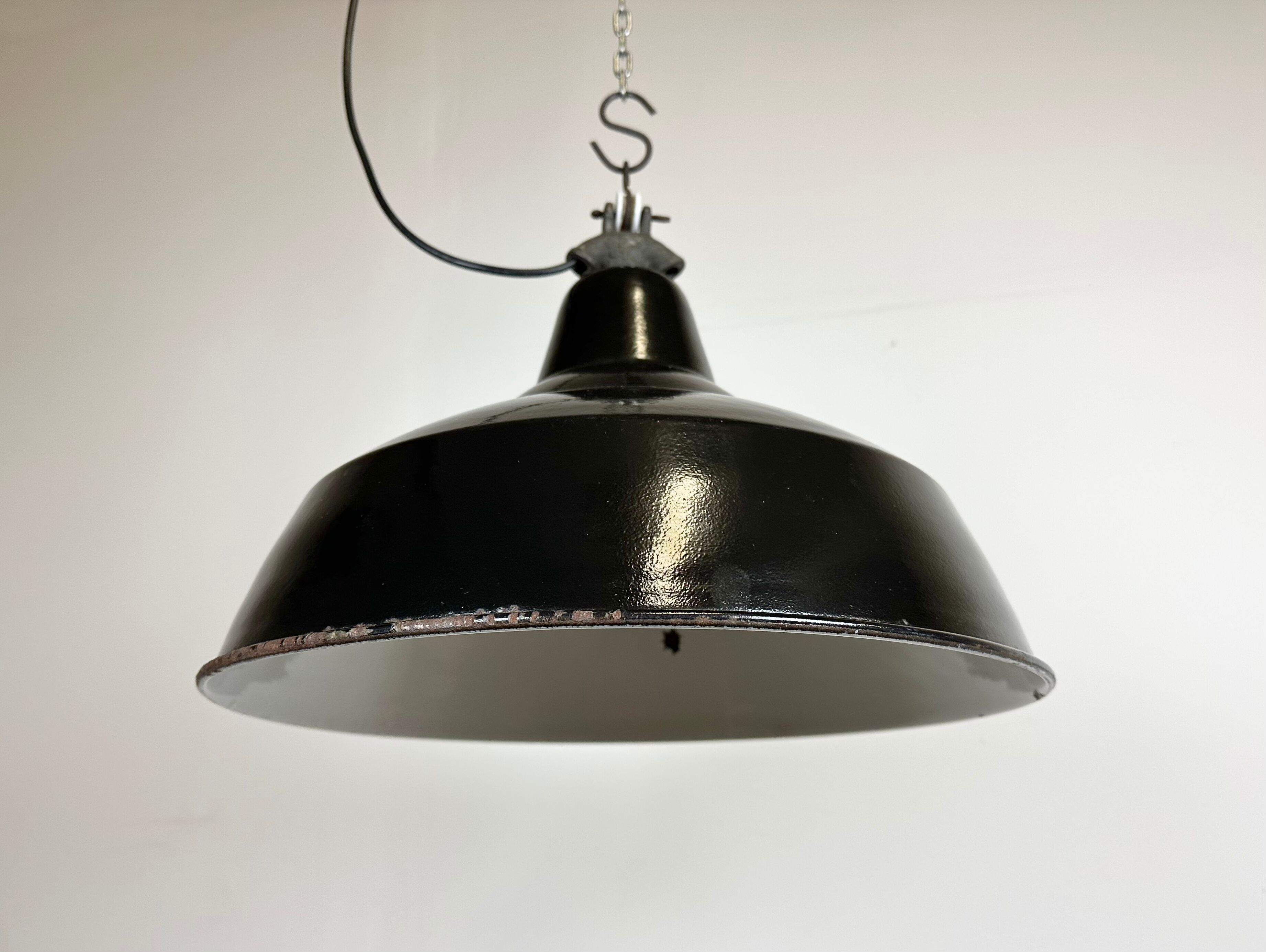 Industrial Black Enamel Factory Lamp with Cast Iron Top, 1950s
