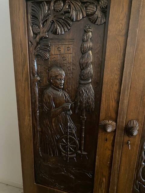 Armoire Forêt Noire 3 portes